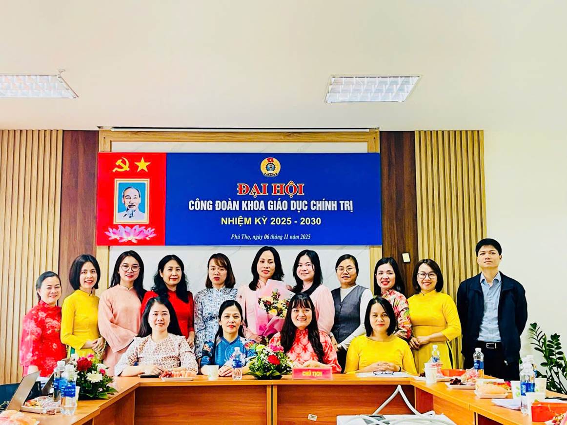 <b>Khoa Giáo dục Chính trị tổ chức Đại hội Công đoàn nhiệm kỳ 2025 - 2030</b>