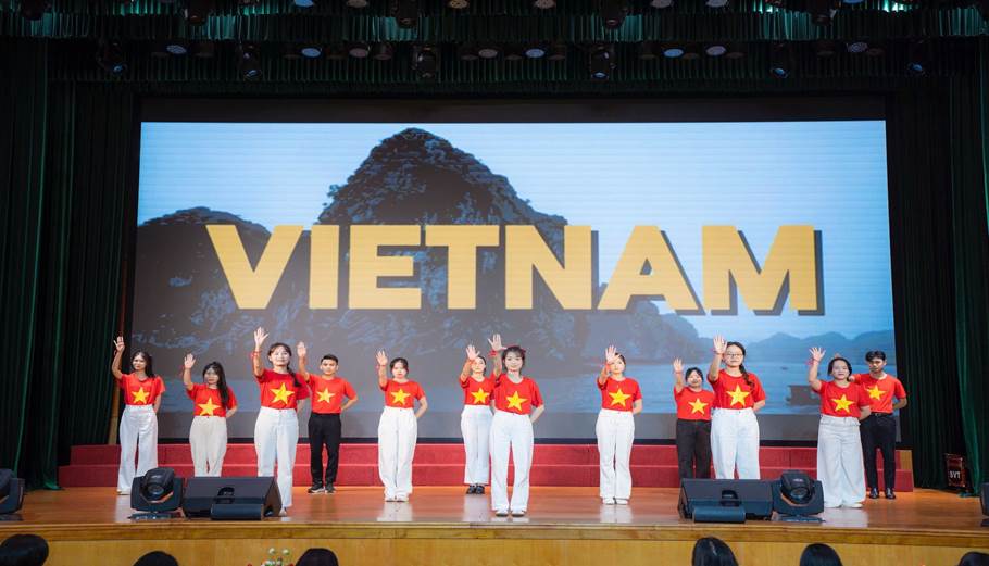 <b>HỘI NGHỊ HỌC TẬP NĂM HỌC 2025 -2026</b>