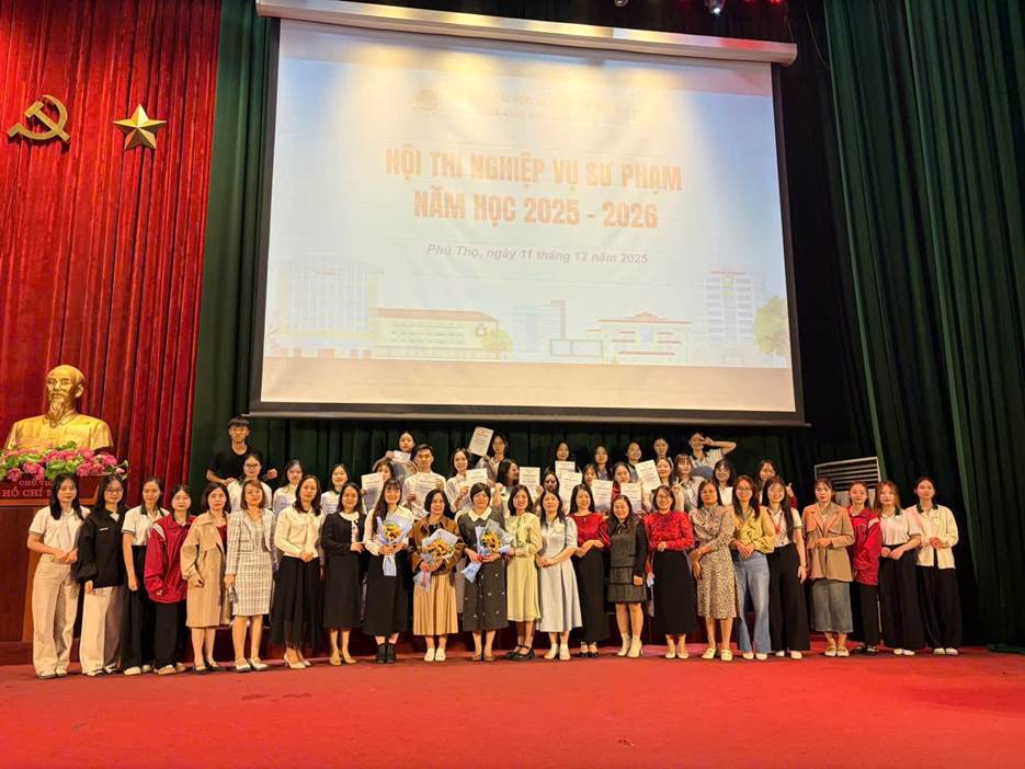 <b>Hội Thi Nghiệp Vụ Sư Phạm Khoa Giáo Dục Chính Trị Năm Học 2025–2026</b>