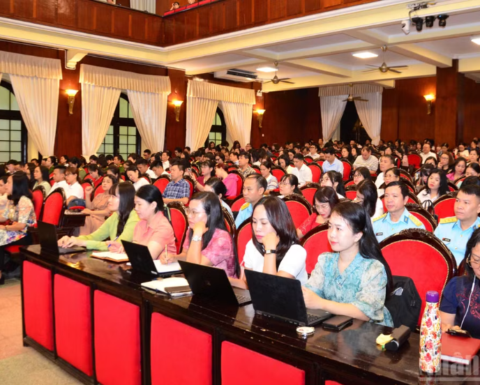 <b>Giảng Viên Khoa Giáo Dục Chính Trị Tham Dự Hội Nghị Bồi Dưỡng, Tập Huấn Lý Luận Chính Trị Năm 2026</b>